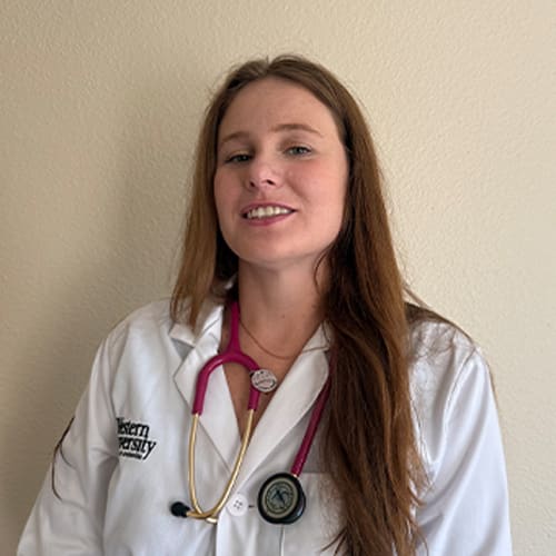 Dr. Heather Chakrabarti, Placentia Veterinarian